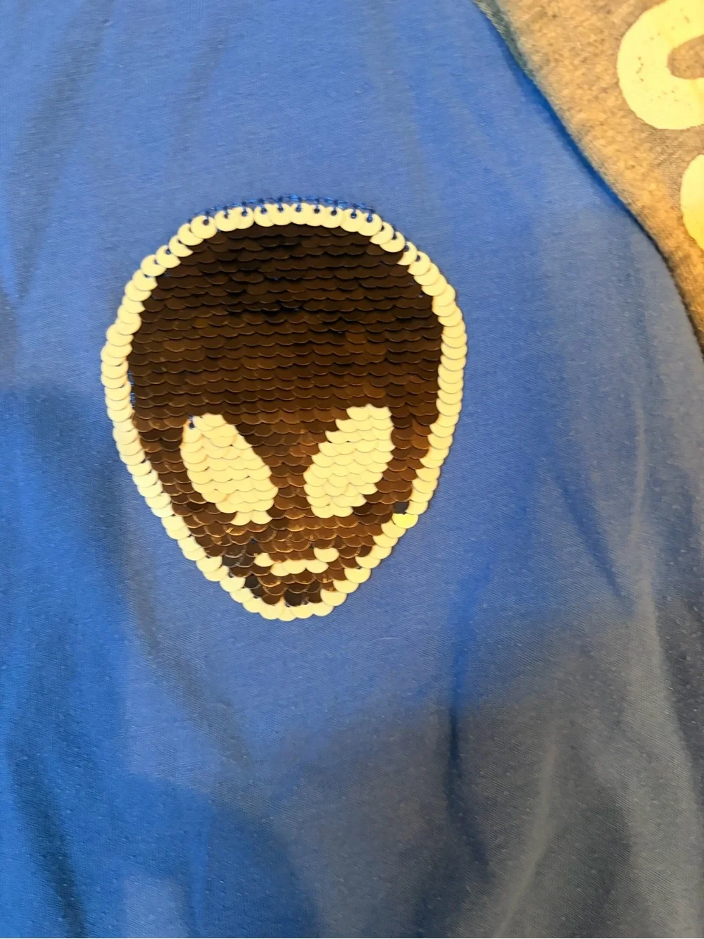 OshKosh B'gosh Blue & Gray Raglan Tee with Green Sequin Alien